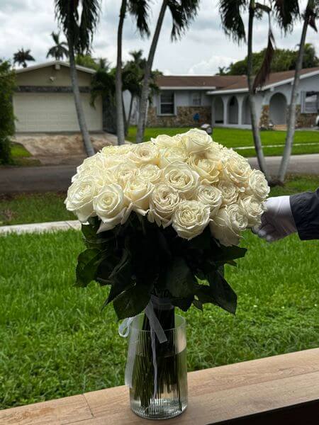 4 Dozen White Roses