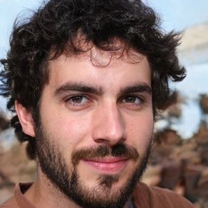 Alejandro G.