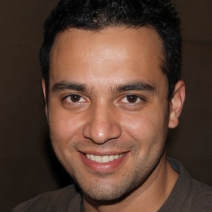 Roberto L.